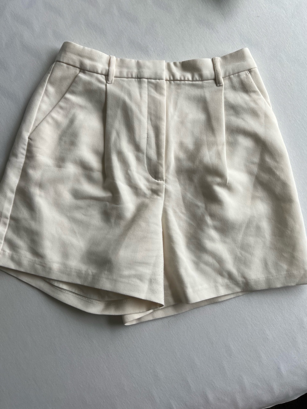 Abercrombie & Fitch High-Waist Cream Tailored Shorts